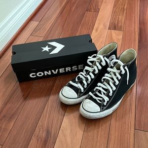 Converse High Tops Black and White Men’s Size 10.5